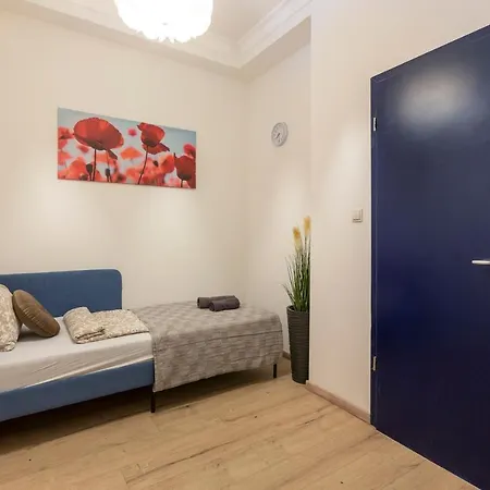 Deluxe Quentin Next To The Synagogue Lejlighed